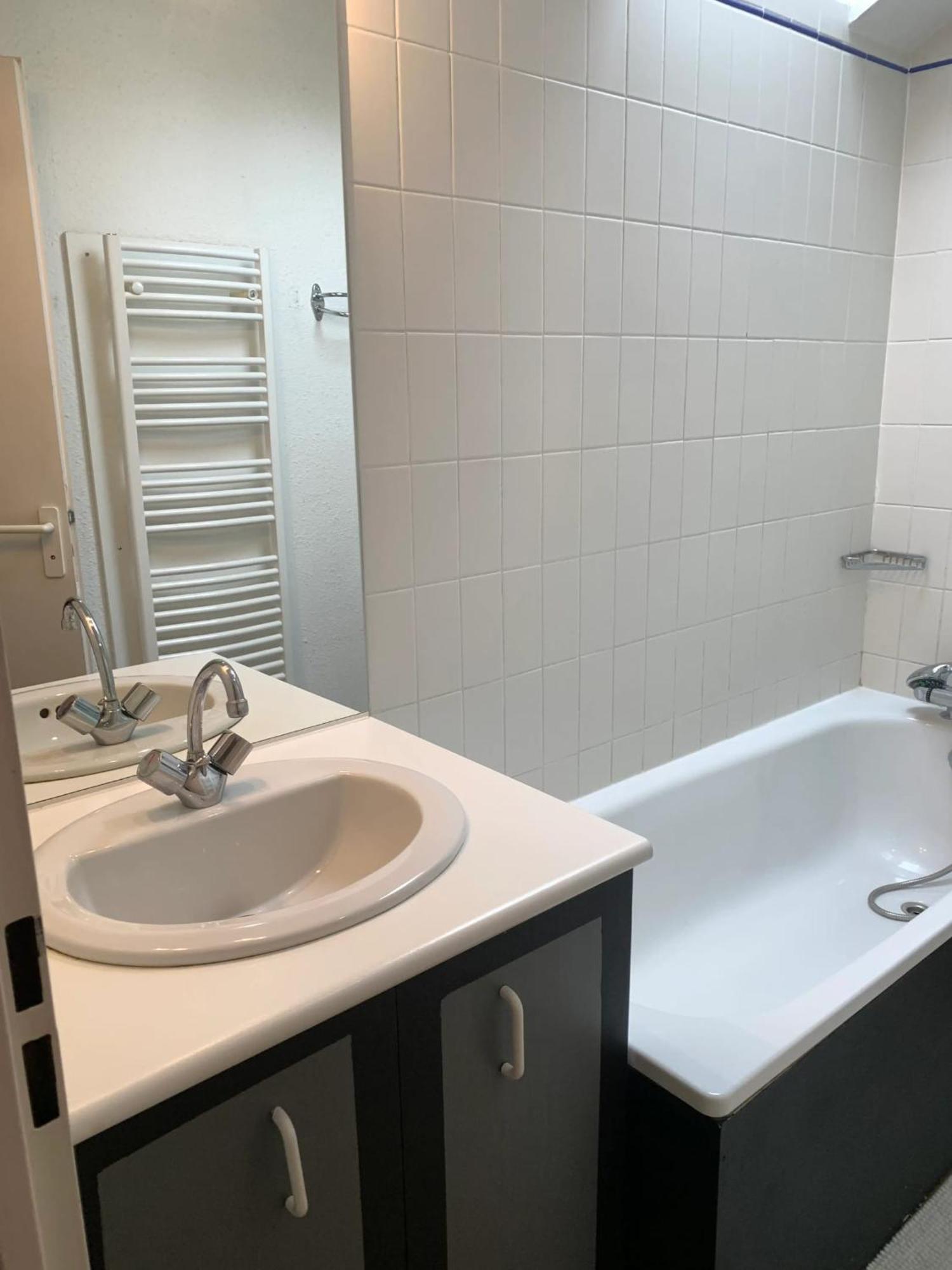 Appartement Charmant A Bagneres De Bigorre 56 M² Avec Balcon Екстериор снимка