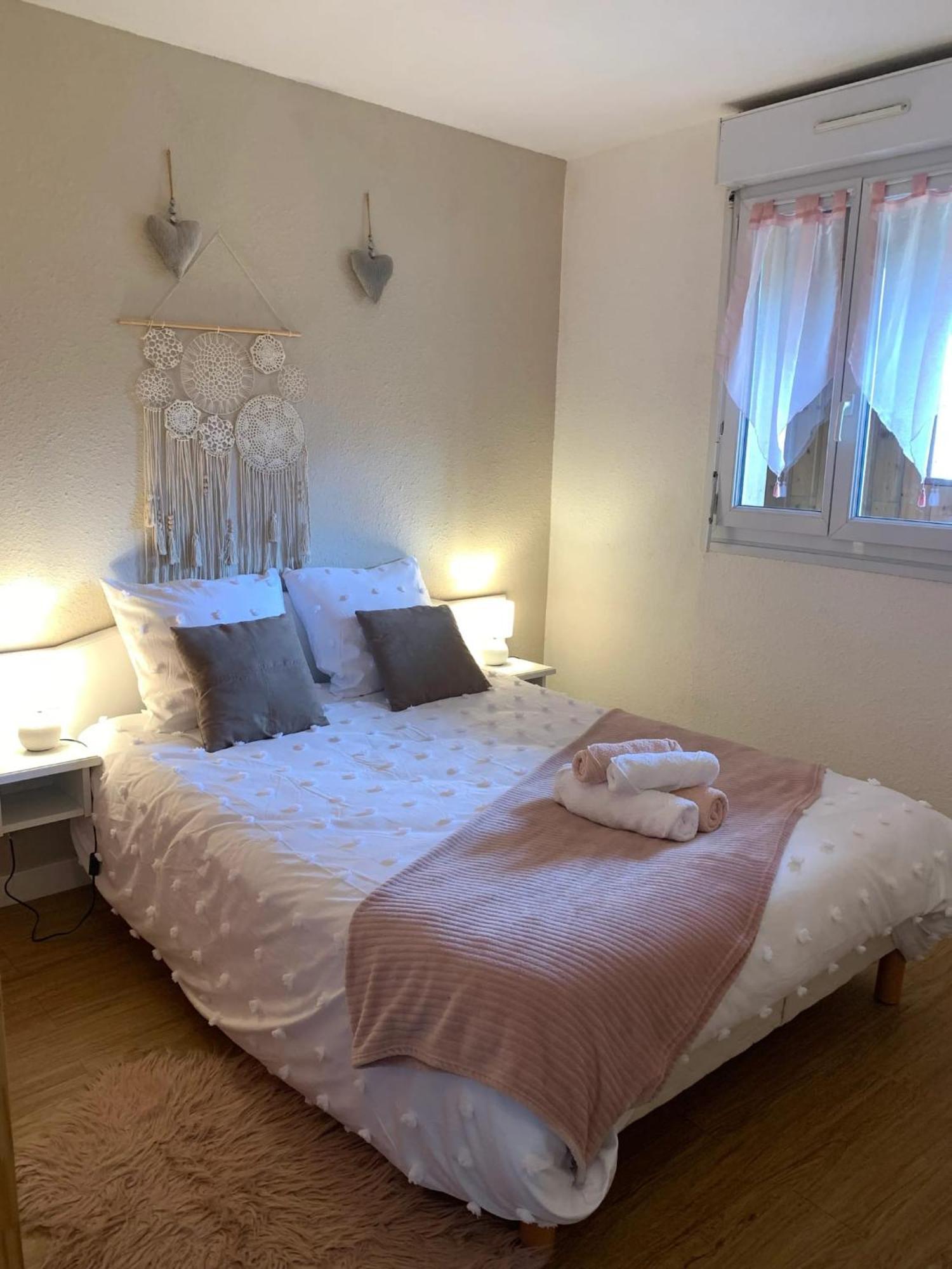 Appartement Charmant A Bagneres De Bigorre 56 M² Avec Balcon Екстериор снимка
